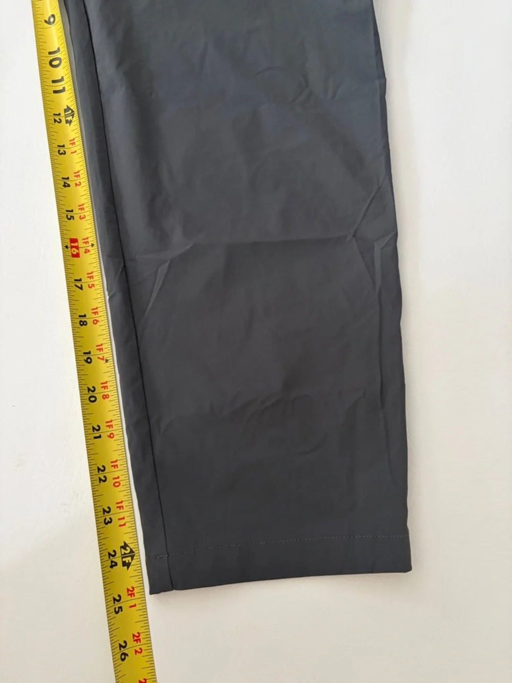 Seadon Women’s Pants Helios Cropped Pants in RiverRock Charcoal NWT size Small - Picture 13 of 14